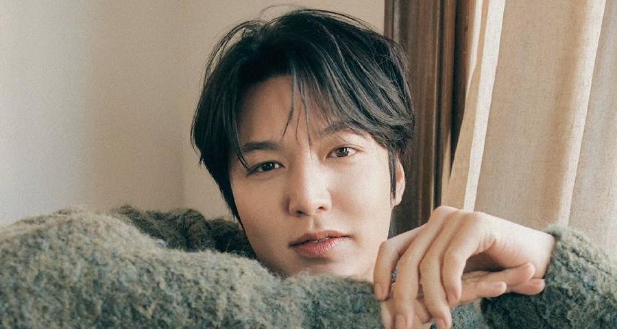 Lee Min-ho durante evento de divulgação de novo projeto cinematográfico